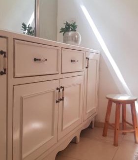 Rehovot Apartment | שני חדרי שינה, חניה חינם, איזור שקט ויוקרתי,