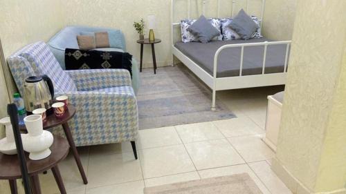 Buraydah Apartment | استديو انيق بجلسة جانبية مستقل