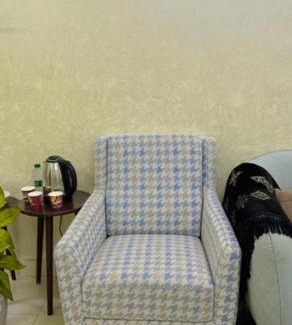Buraydah Apartment | استديو انيق بجلسة جانبية مستقل