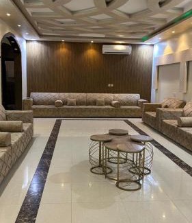 Az Zulfi Ski Chalet | شاليهات ديم لايت