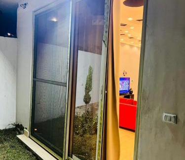 Sheikh Zayed City Apartment | شقة فندقية بالشيخ زايد مدخل خاص بحديقة داخل كمبوند زايد هايتس