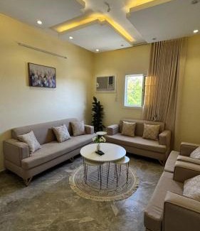 Shihar Apartment | شقة للعائلات بغرفتين نوم واطلالة على الحديقة - وصول ذاتي