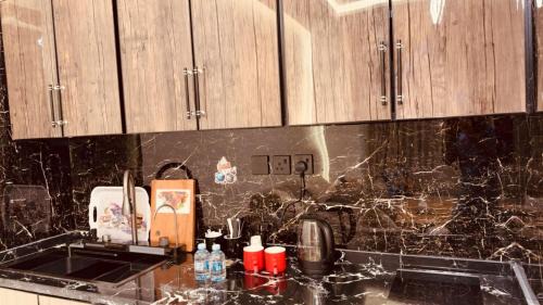 Al Faisaliyah Apartment | شقة مريحة بغرفة نوم و صالة