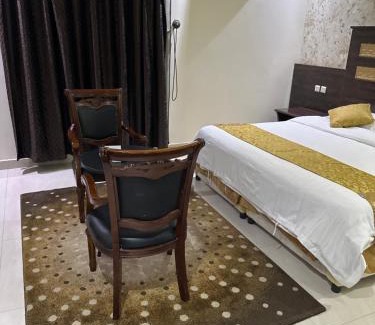 Buraydah Apartment | شقق روز للشقق المخدومة