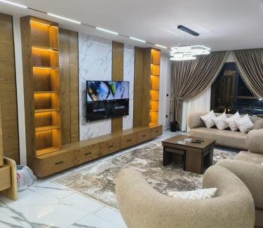 Agouza Apartment | شقه فندقيه 3 غرف Luxury Apartment