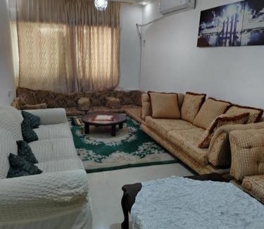 Al Jubeiha Apartment | شقه مفروشة الجبيهه