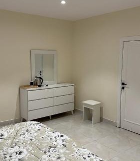 Shihar Apartment | غرفتين وصالة