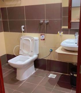 Sari Street Hotel | فندق جوهرة البستان للوحداد السكنية