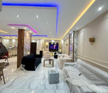 Pyramids Gardens Villa | فيلا دور ارضي بمدخل خاص