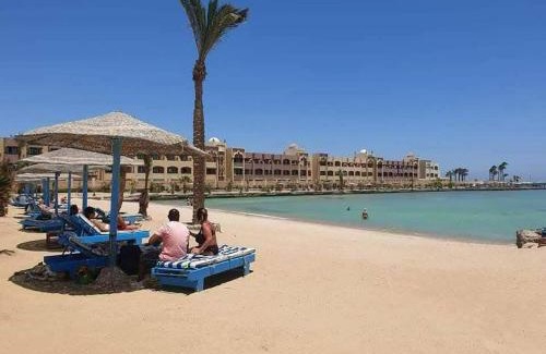 Corniche Road-Dahar Apartment | كمبوند جولدن طيبه