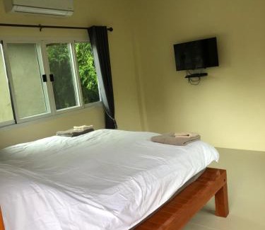 Nakhon Nayok House | บ้านอยู่ดีโฮมสเตย์