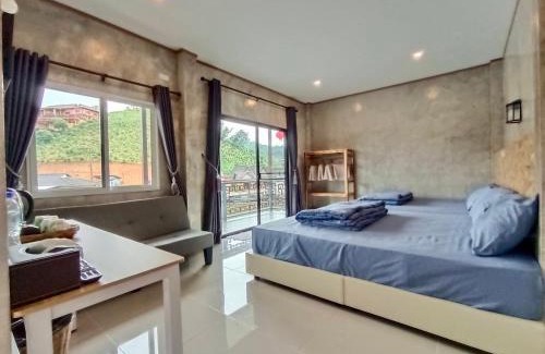 Mok Cham Pae House | ม่านหมอก รักไทย