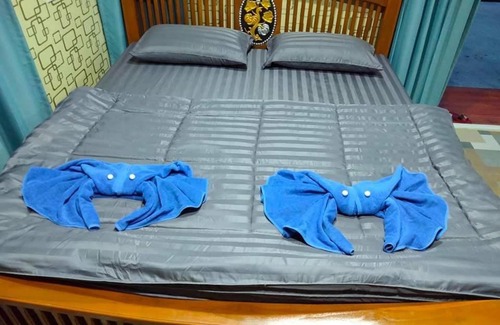 Tha Ruea Resort | ริมบึงสวนพริกรีสอร์ท