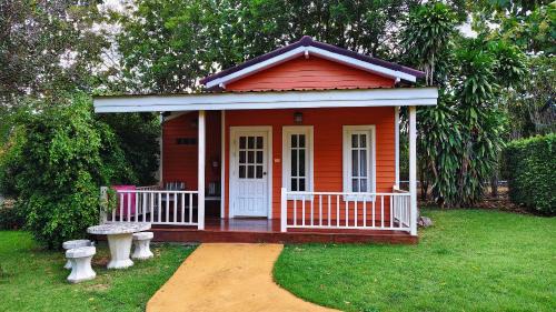 Suan Phueng House | รีแล็กซ์แคมป์ สวนผึ้ง Relax Camp Suanphueng