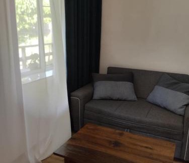 T'ba House | გიოს ქოხი