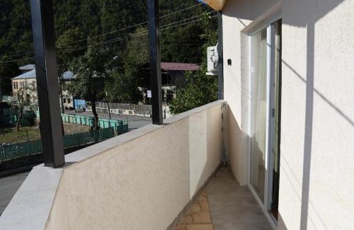 Tsageri Hotel | მეშვე, MESHVE