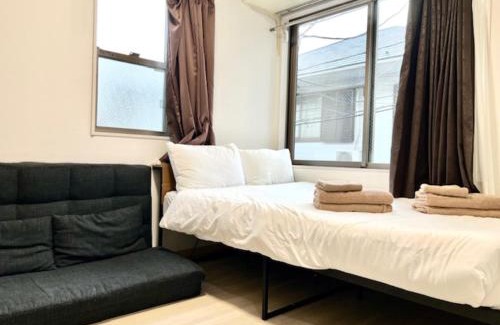 Shinjuku Apartment | グレイシャス東新宿 東新宿駅徒歩3分 新大久保駅徒歩7分 新宿駅徒歩15分 歌舞伎町すぐ近く 美味しい韓国料理屋多数あります