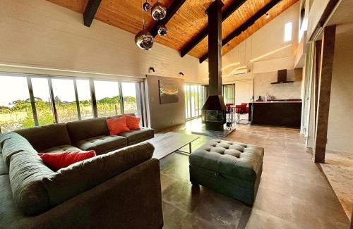 Kamogawa Villa | バイカーの秘密基地 Rin - 1日1組限定貸切ヴィラ