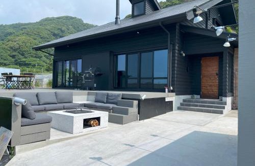 Kamogawa Villa | バイカーの秘密基地 Rin - 1日1組限定貸切ヴィラ