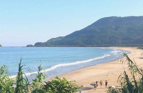 Kushima House | ビーチまですぐそこ「一軒家貸切ミチカケ」