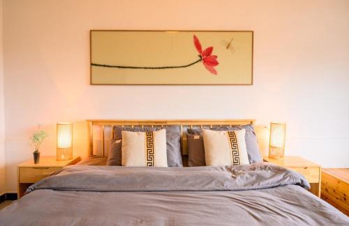 Fenghuang House | 云起山居庭院观景民宿