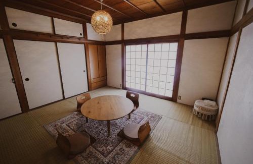 Gunge House | 古民家ゲストハウス CHACHACHA AWAJI