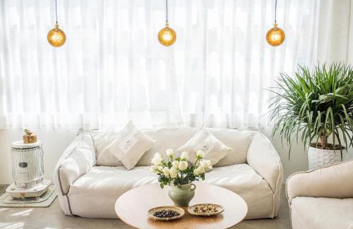 Manjiang House | 大理远山青Stone Hill悬崖海景民宿 Dali Verdant Whisper-Stone Hill Seaview Inn