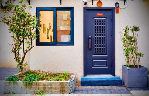 Downtown Hangzhou Apartment | 定安厝 Ding'an Village 位于百年历史建筑群 近西湖 河坊街 南宋御街