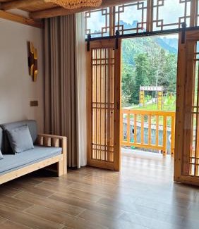 Wulingyuan House | 张家界竹奢民宿