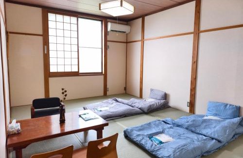 Himi Hotel | 旅館青柳 海越し立山連峰の雪山絶景で休もう