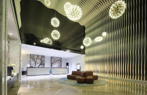 Jianggan Hotel | 杭州火车东站桔子水晶酒店 Hangzhou East Railway Station Crystal Orange Hotel