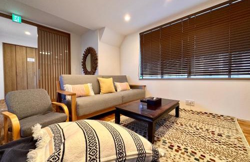 Fushimi House | 柏 若柳イン Haku Wakanayanagi Inn