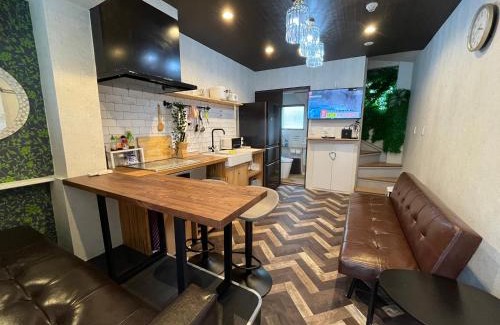 Nishiikebukuro Villa | 池袋C1出口徒歩5分 2LDK まるまる貸切 衛生設備充実
