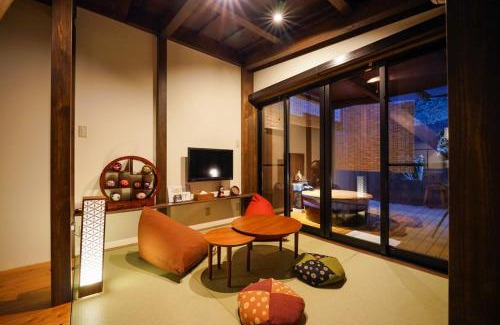 Sannenzaka Ninenzaka House | 清水いにしえ庵