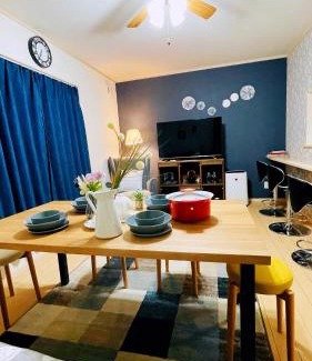 Nishinari Villa | 無料駐車場 3階建て一軒家 最大10人 3寝室 2トイレ ペットOK家族団体向き Usj 道頓堀 難波近い