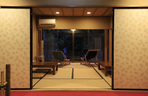 Isawa Onsen House | 貸切温泉風呂付 ゲストハウス璃洛-りらく- 石和温泉 日本式宿 健康朝食付