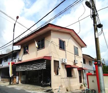 Pangkor Island House | 邦咯岛漫画民宿