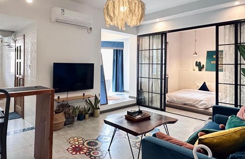 Yuzhong Apartment | 重庆贰墨民宿新锐店