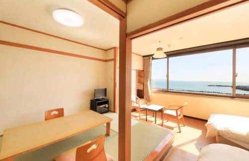 Kamogawa Hotel | 鴨川ユニバースホテル