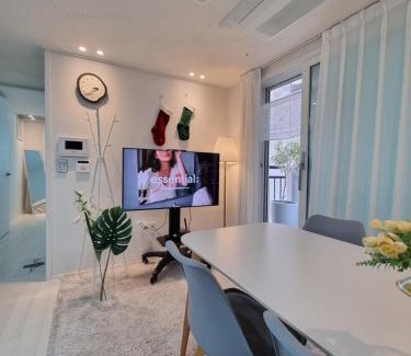 Dunchon-dong Apartment | 정스테이 서울 잠실 롯데월드 kspodome 아산병원 길동 코엑스 성수명동강남동대문