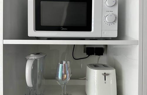 Yeonsu-gu Apartment | 초고층 환상의 오션뷰와 같은n건물 편리한 시설의 스튜디오. 지하철 3분거리. 넷플릭스, 헬스장 무료사용. 송도센트럴파크 근접.