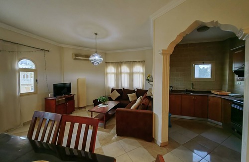 Al Mamsha El Seyahi Apartment | 02 BR apartment with a private roof terrace