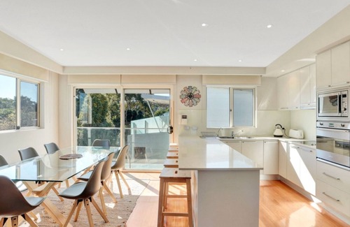 Hawks Nest House | 1/58 Moira Pde, Hawks Nest