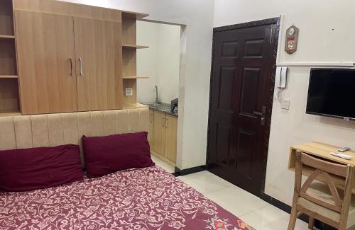 Lahore Apartment | 1 Bed Brand New Corner Apartment