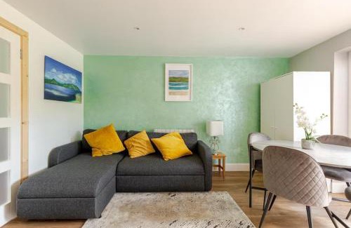 County Meath Apartment | 1-Bed Cosy Country Retreat- Sleeps 5 Emerald Park
