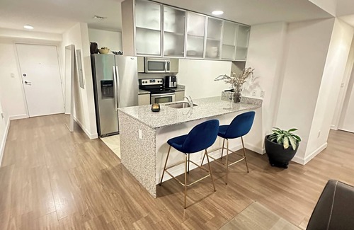 Cove - East Side - Shippan Apartment | 1-bedroom apartment in brilliant Stamford with AC, WiFi