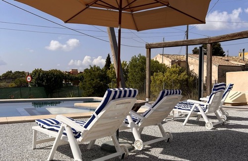 Chinorlet Apartment | 1 Bedroom Apartment With Shared Pool & Jacuzzi Close to Parque Sierra del Carche