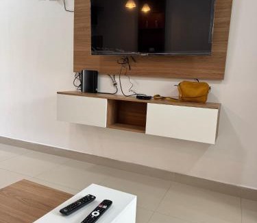 Santa Cruz Apartment | 1 bedroom apt in country club