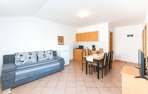 Vidalici Apartment | 1 Bedroom Cozy Apartment In Vidalici