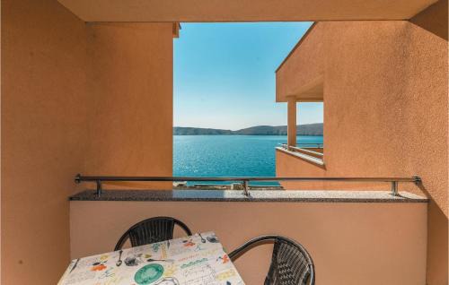 Vlasici Apartment | 1 Bedroom Cozy Apartment In Vlasici